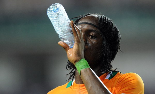 德罗巴连续十场比赛得分超过问鼎冠军，法国队挑战极限！的简单介绍-爱游戏网址